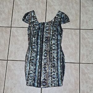 Xtaren Blue Silver Flutter Sleeve Bodycon Dress